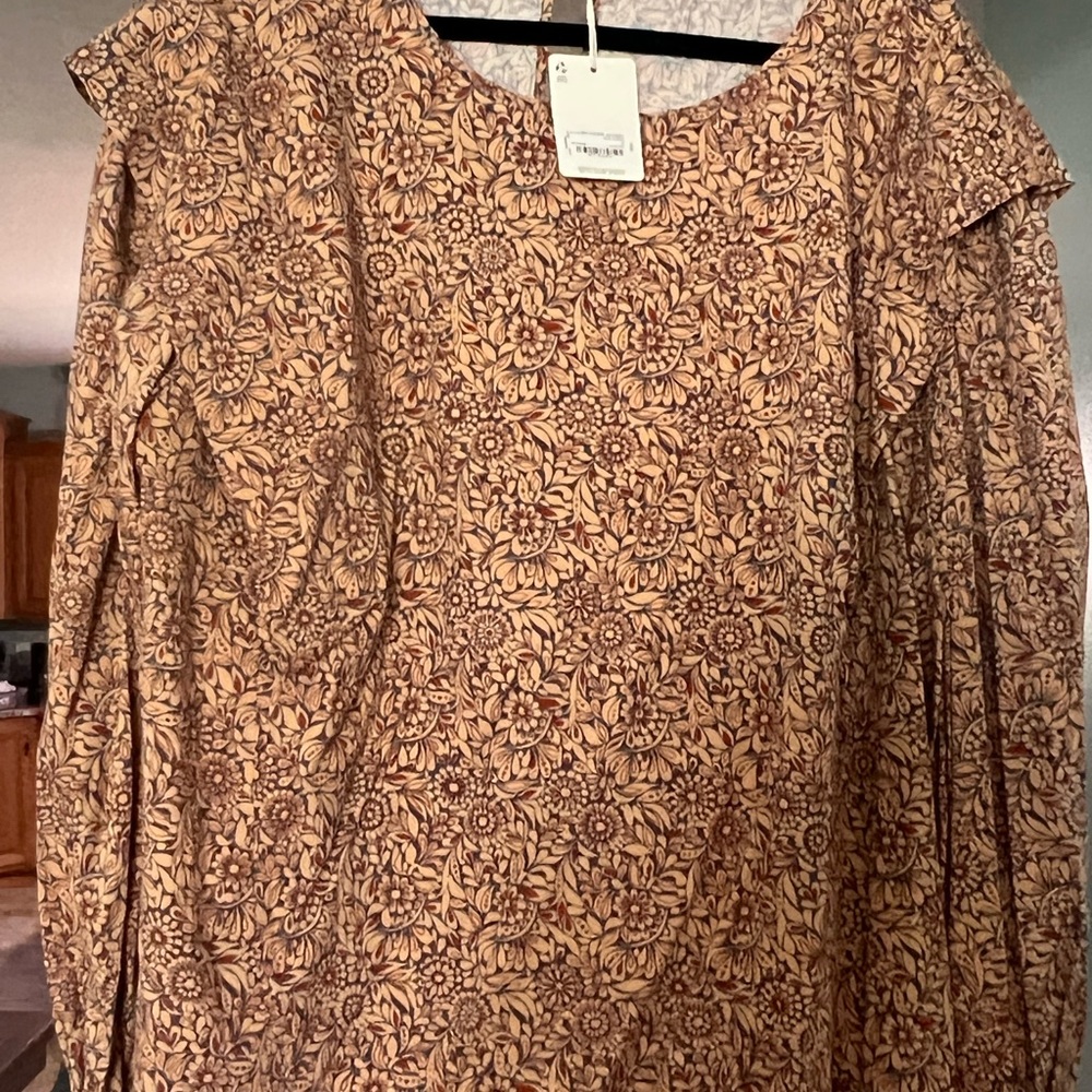 Women’s Blouse.